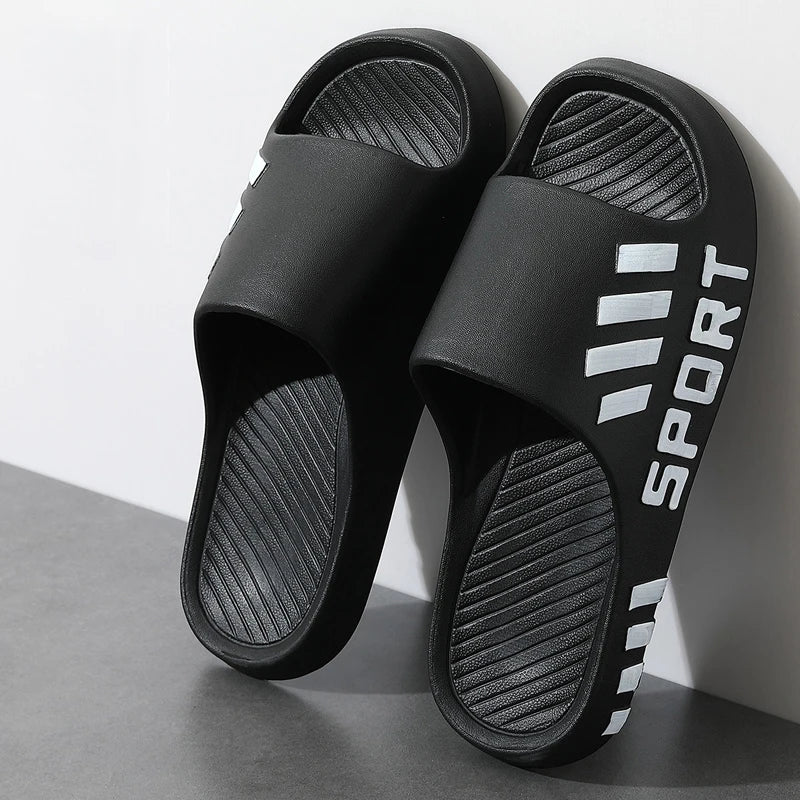 Men's Summer Fashion Thick Sole Slippers Non-Slip Indoor Outdoor Beach Sandals Comfortable Adult Flip Flop Shower Slippers