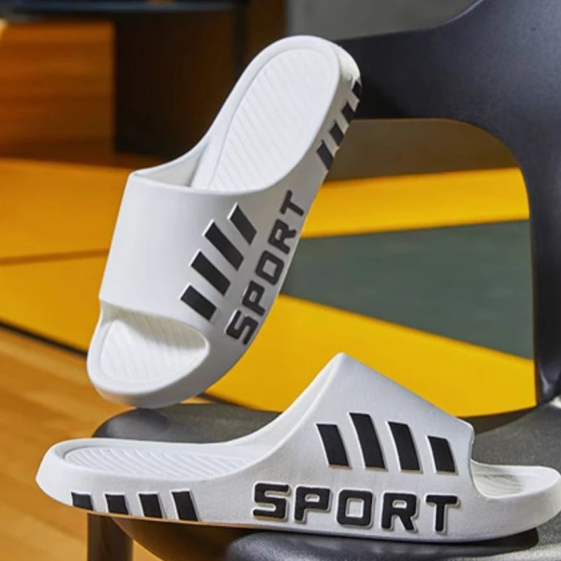 Men's Summer Fashion Thick Sole Slippers Non-Slip Indoor Outdoor Beach Sandals Comfortable Adult Flip Flop Shower Slippers