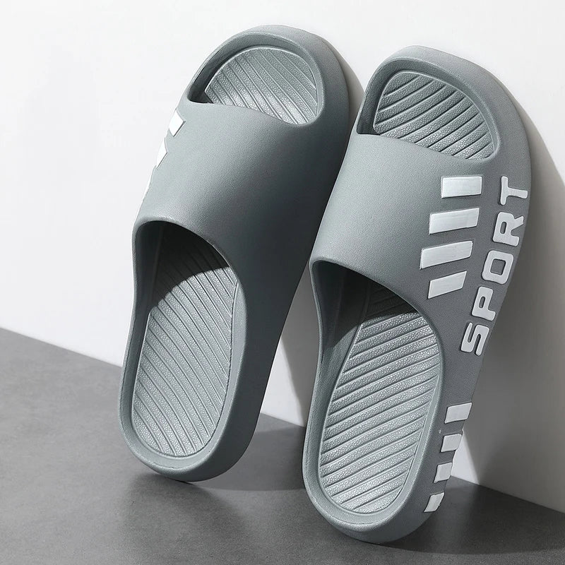 Men's Summer Fashion Thick Sole Slippers Non-Slip Indoor Outdoor Beach Sandals Comfortable Adult Flip Flop Shower Slippers