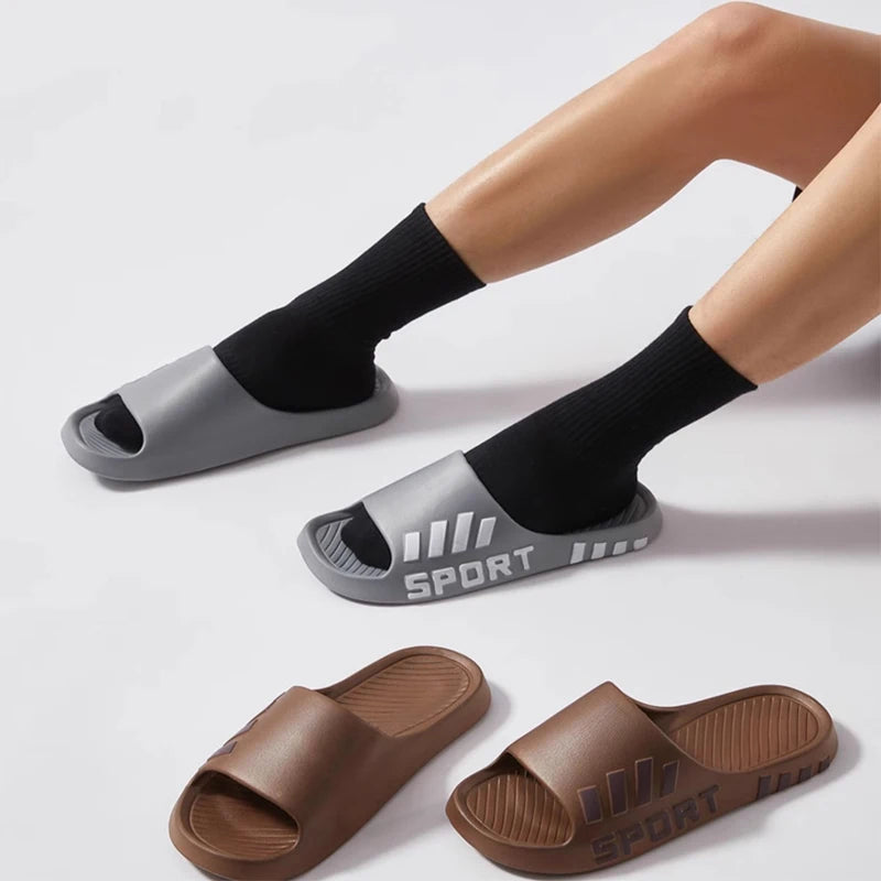 Men's Summer Fashion Thick Sole Slippers Non-Slip Indoor Outdoor Beach Sandals Comfortable Adult Flip Flop Shower Slippers
